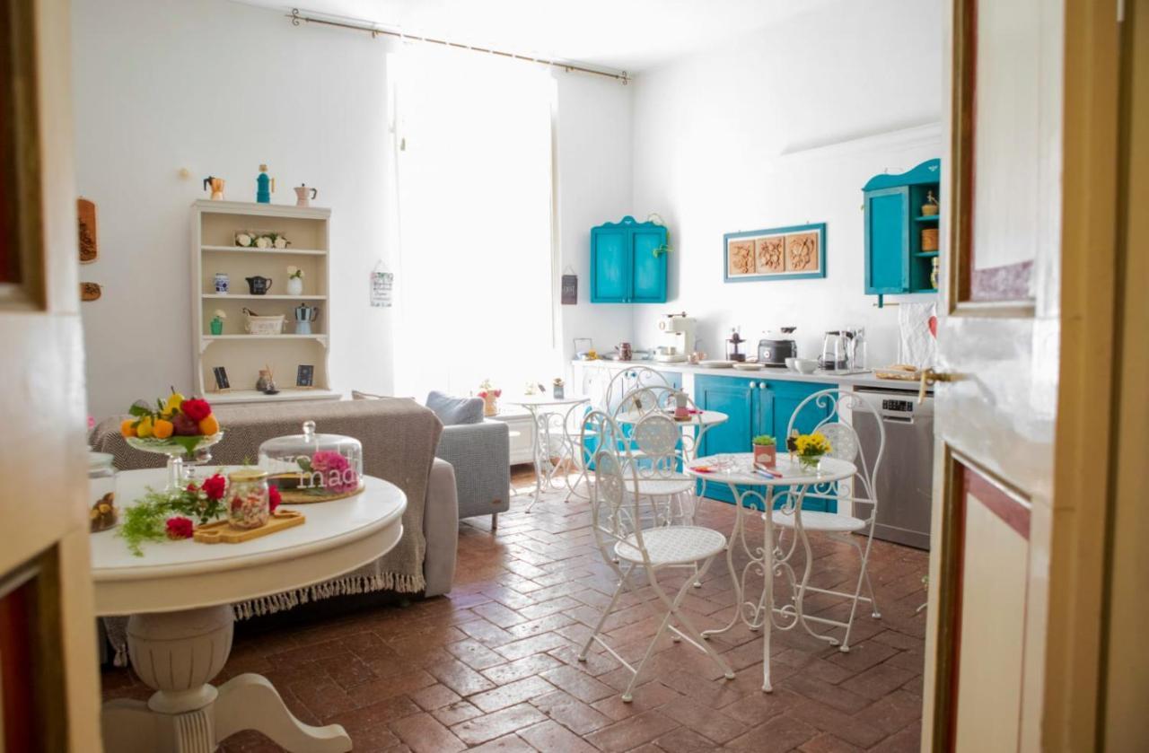 La Maison D'Etrusque Acomodação com café da manhã Tarquinia Exterior foto